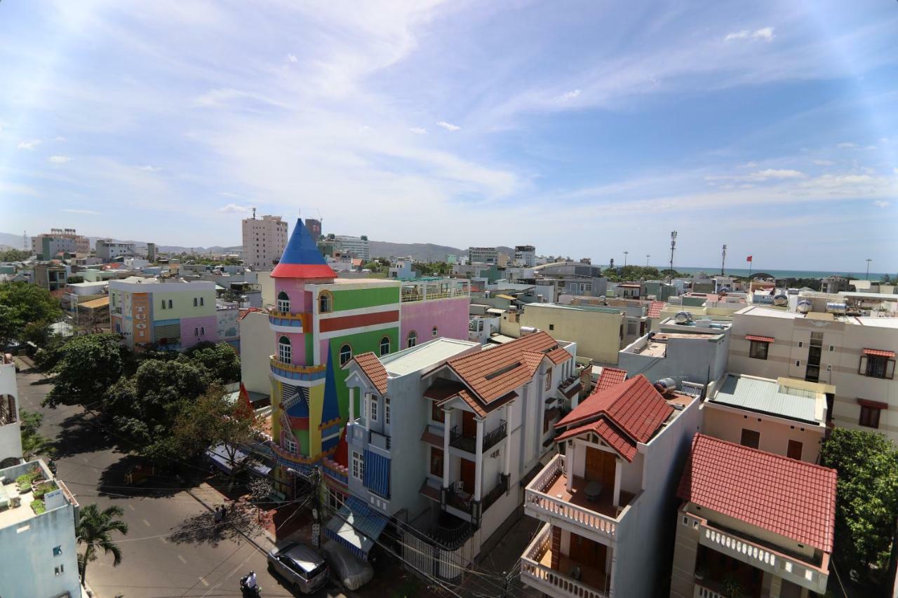 Tan Hoang Gia Hotel Quy Nhon Exterior photo