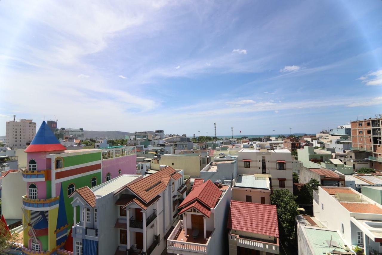 Tan Hoang Gia Hotel Quy Nhon Exterior photo